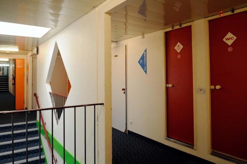 Lemon Hotel Le Coteau Bagian luar foto